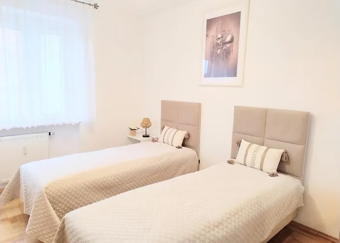 Apartament Tektoniczna Slichowice, Targi