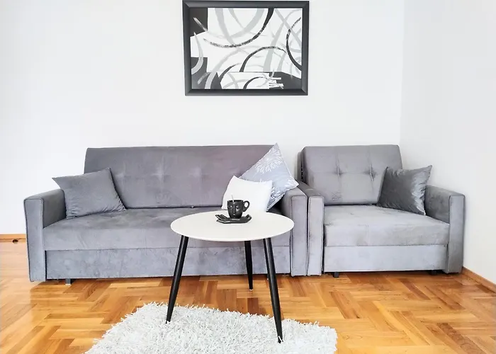 Apartament Tektoniczna Slichowice, Targi